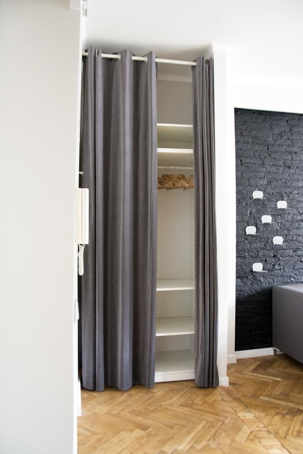 Fox Center Apartments Зобки Екстериор снимка