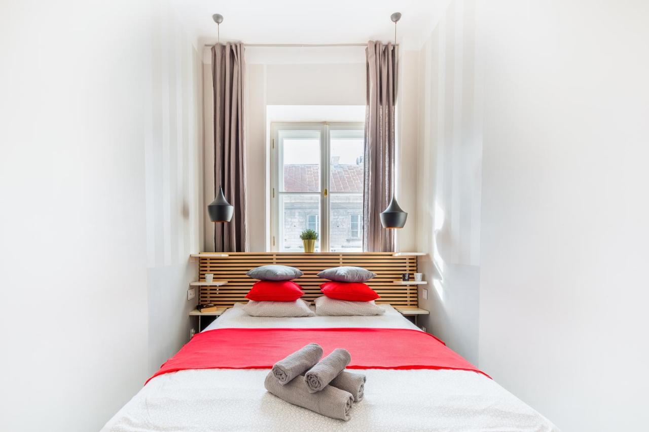 Fox Center Apartments Зобки Екстериор снимка