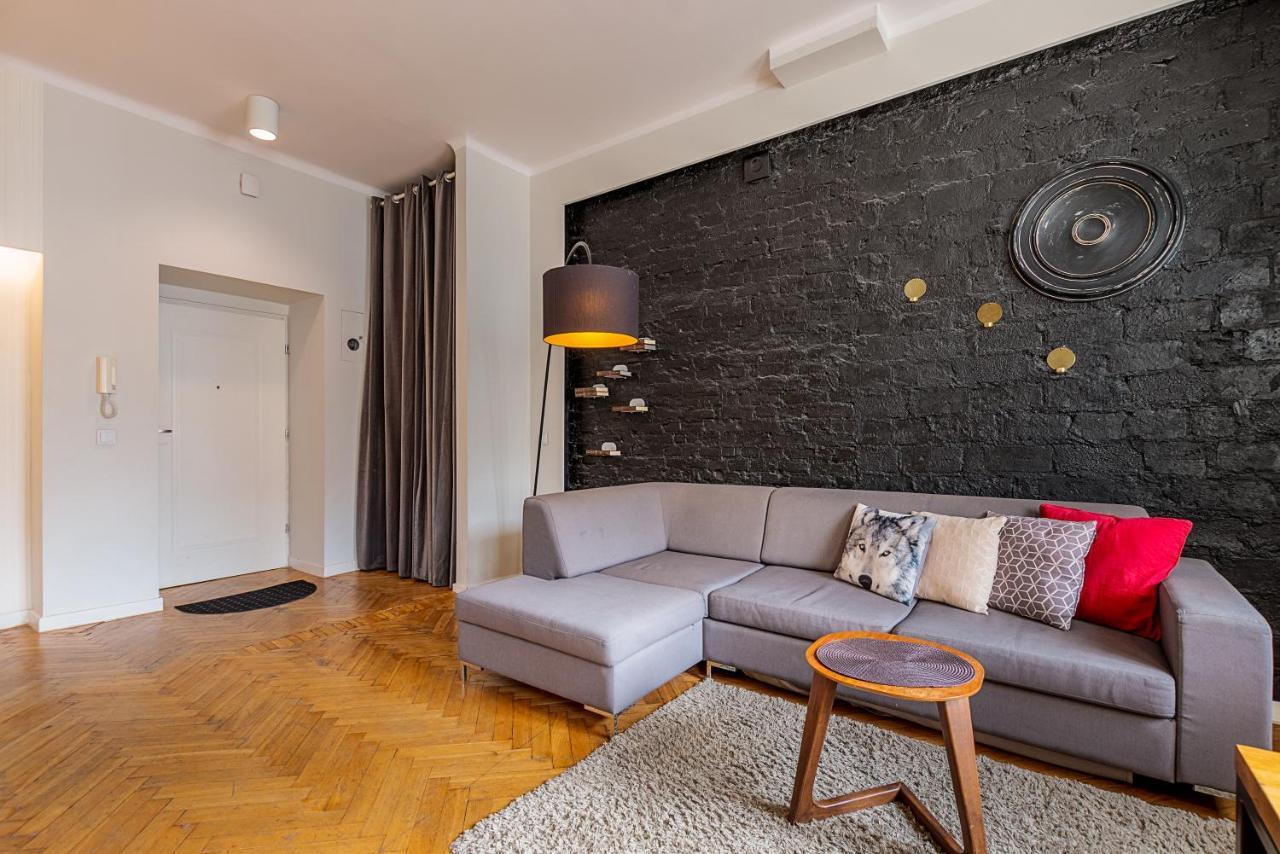 Fox Center Apartments Зобки Екстериор снимка